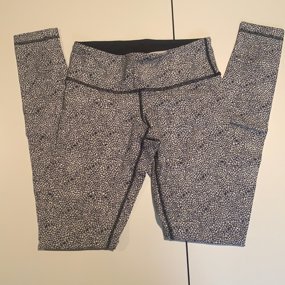 Lululemon Flower Print Leggings